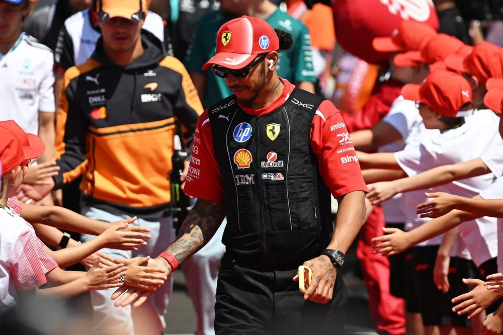 Hamilton: "Son pit stopu yapmamalıydık"