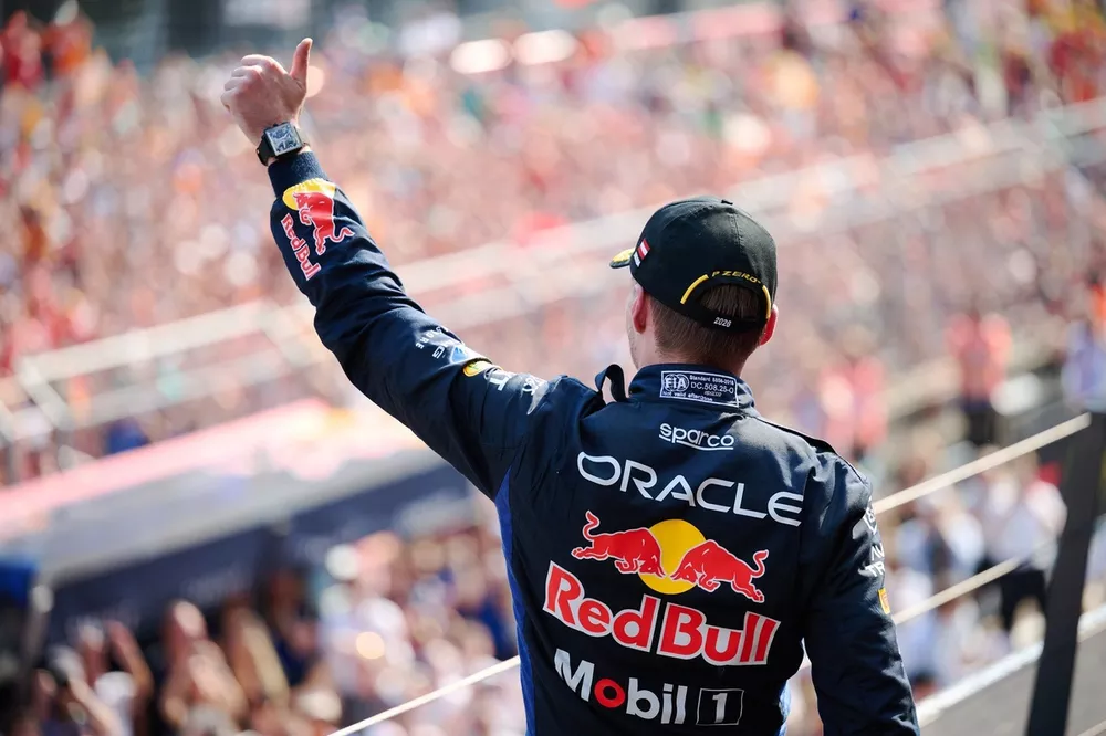 Steiner'den Verstappen'e uyarı: "McLaren, Red Bull'dan daha iyi bir takım değil"