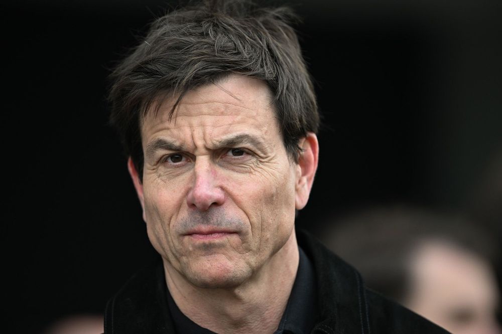 Wolff: "F1 kuralları gözden geçirilmeli"