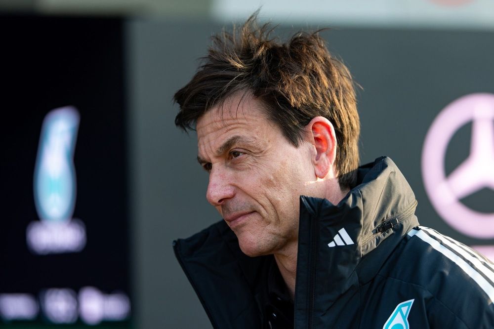 Wolff: "Verstappen söylentileri saçma, iki pilotumuzdan da memnunuz"